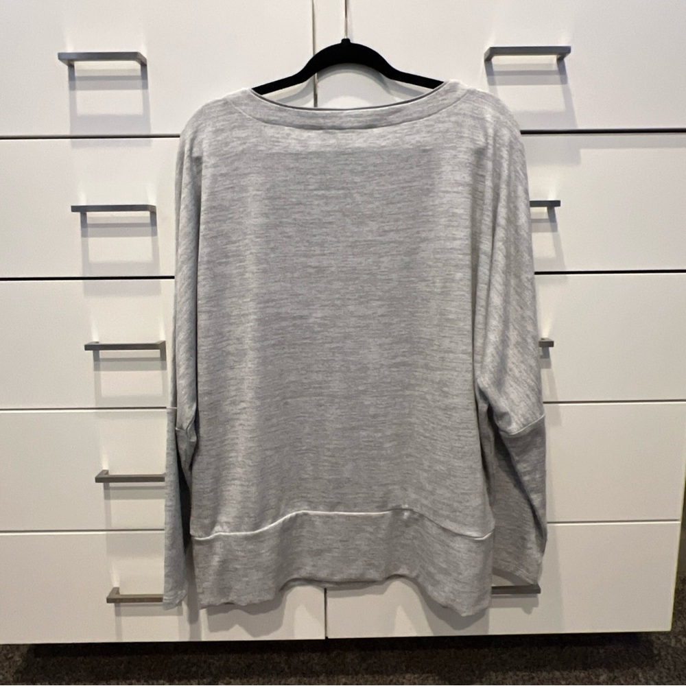 White House Black Market Gray Tunic Top - Picture 2 of 11